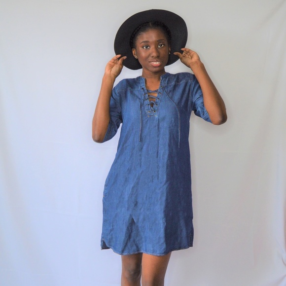 Philosophy Dresses & Skirts - Philosophy Chambray Dress